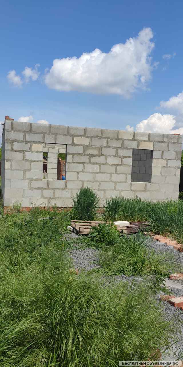 Коробка на 6сот. зем. участке