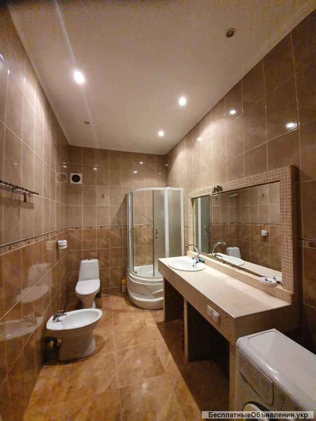 3-кімнатну квартиру на 10 станції Люстдорфської дороги Одеса