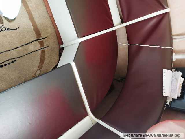 Кухонный уголок б/у в хорошем состоянии