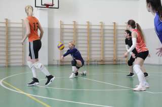 Тренировки в Школе волейбола N1 в Мытищах