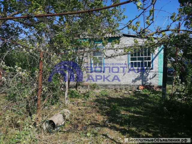 Небольшой дом в тихом районе ст. Петровской