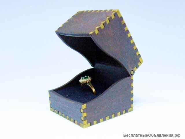 Шкатулка-футляр для ювелирных изделий "Лотте"