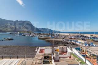 Фантастический набор из квартиры с 2 спальнями и пентхауса с одной спальней