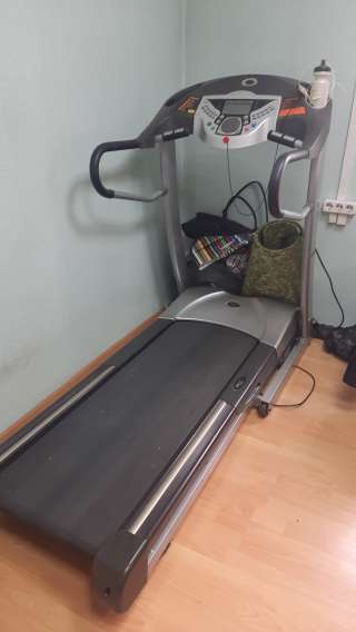 Беговую дорожку