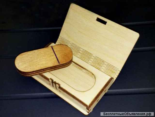 Футляр-книжка для USB-флешки "Klatch"