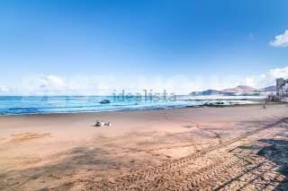 Великолепный лофт, расположенный на берегу моря в