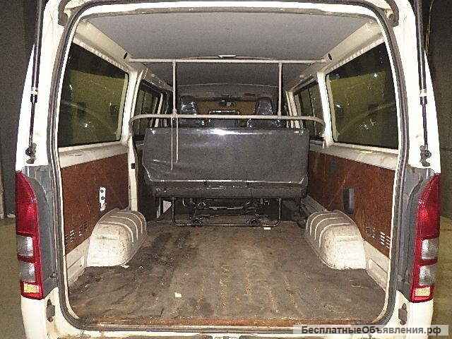 Грузопассажирский микроавтобус категория B Toyota Hiace Van кузов TRH200V модификация DX