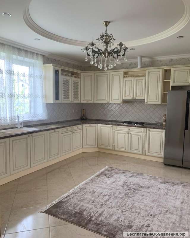 Отличный, уютный ДОМ с дизайнерскими ремонтом