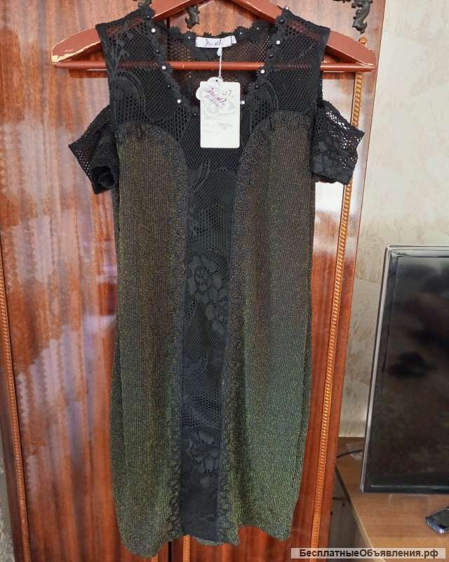 Платье 46р новое с биркой