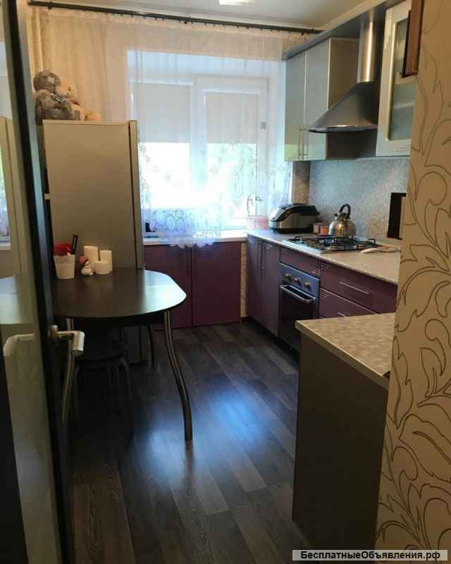 Квартира с мебелью и техникой, в аренду на длительный срок