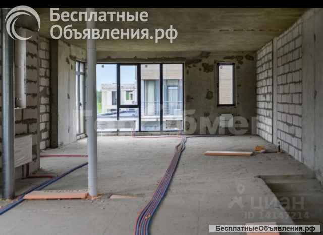 Квартиру в таунхаусе