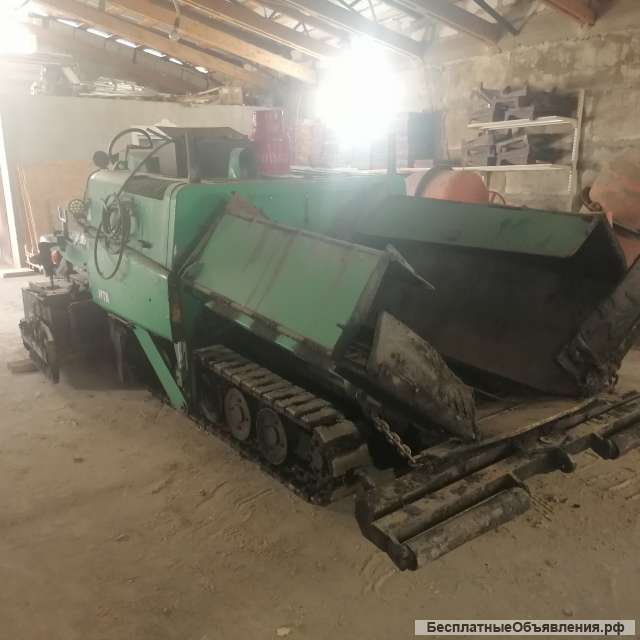 Асфальтоукладчик Hanta F31CD