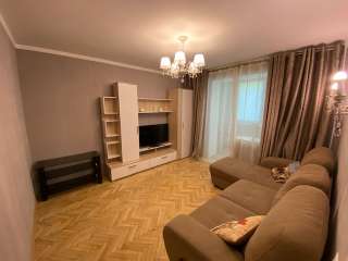 Квартира у метро