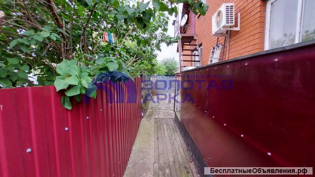 Дом в спальном районе города Темрюка