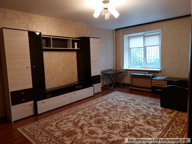 2-комн кв-ру Лихачевское ш 1а