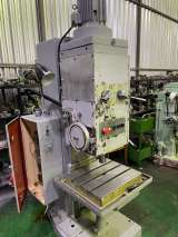 Вертикальный сверлильный станок 2н135-4