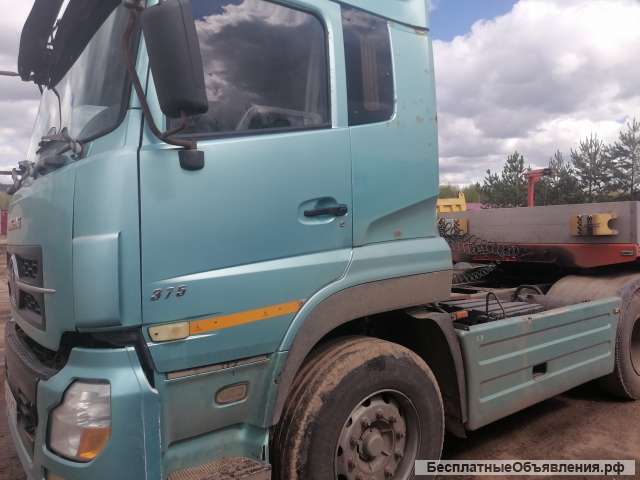 Седельный тягач Donfeng