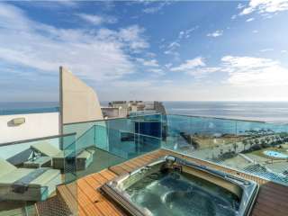 Удивительный пентхаус на прямом пляже