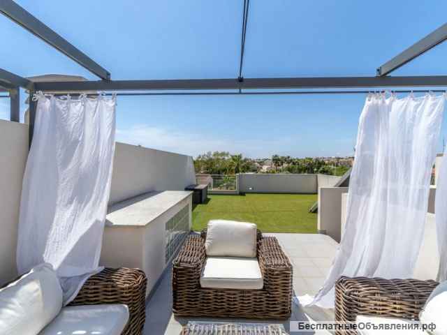 Потрясающая современная резиденция с частным бассе