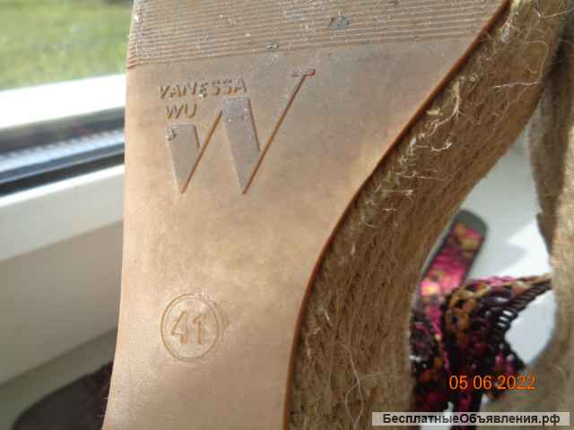 WANESSA WU размер 41