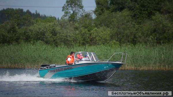 Лодку (катер) Berkut M-DC