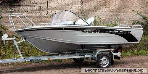 Лодку (катер) Berkut M-Jacket