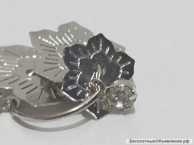 Серьги лёгкие, под серебро, с камушками