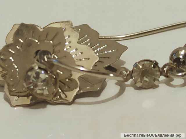 Серьги лёгкие, под серебро, с камушками