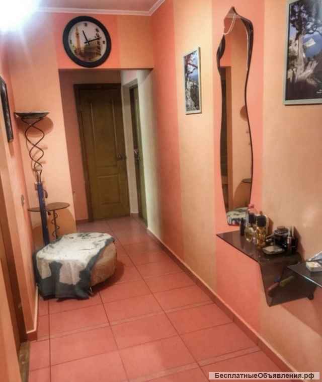 Комната 25 кв.м.