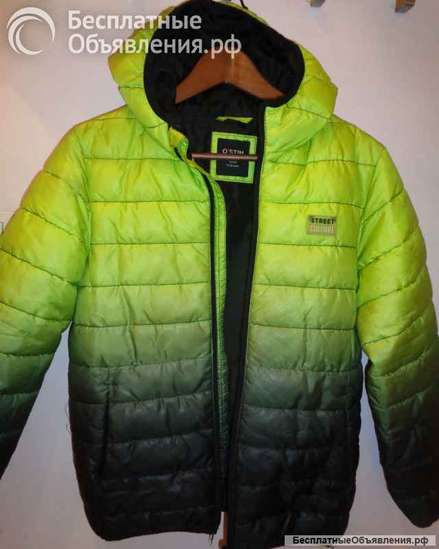 Теплые куртки Benetton Ostin Decathlon для мальчика в идеальном состоянии