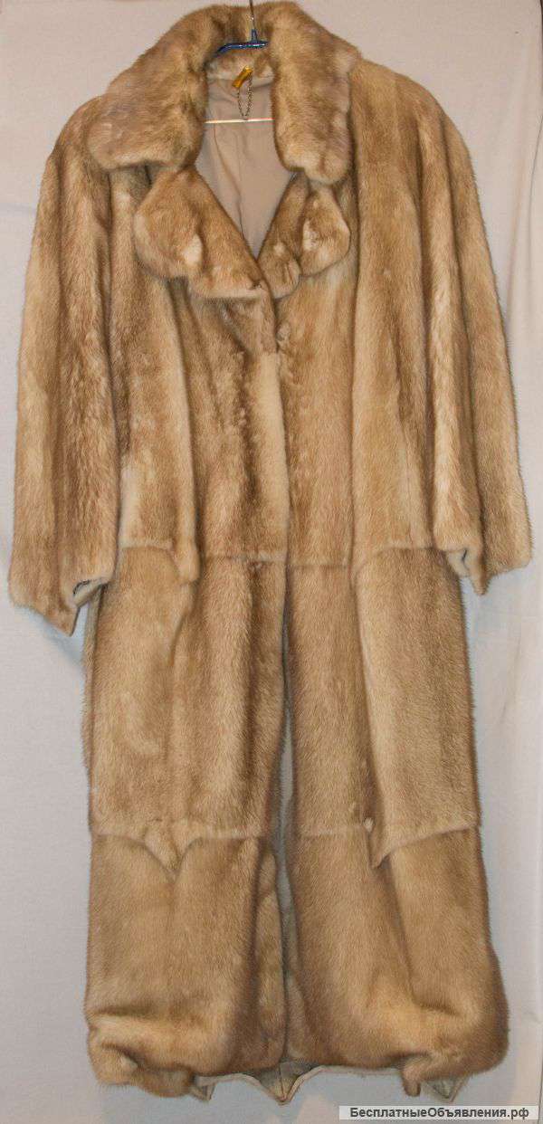 Цельнокройная норковая шуба