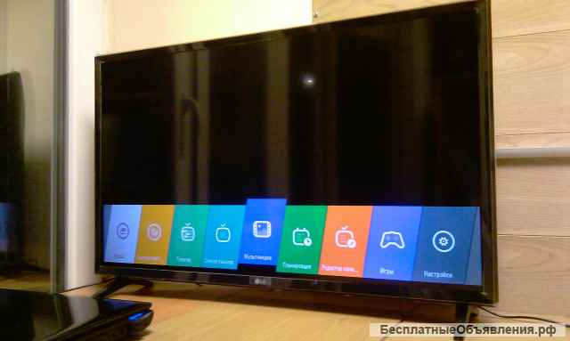 Телевизор LG 32LJ510U