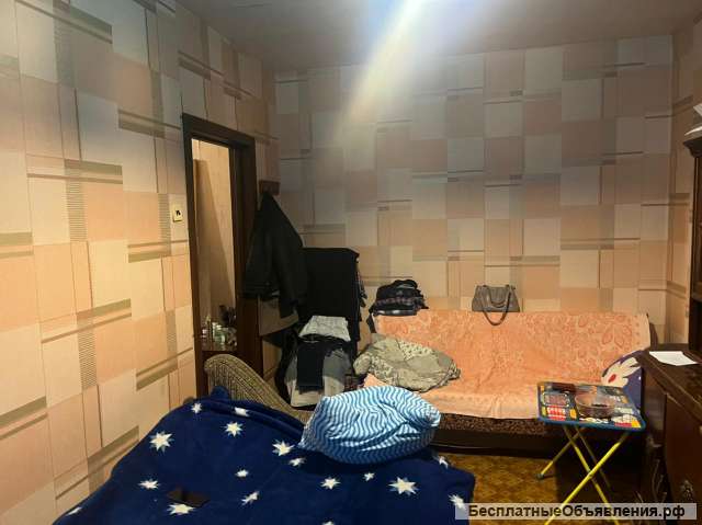 Комната в двушке с лоджией