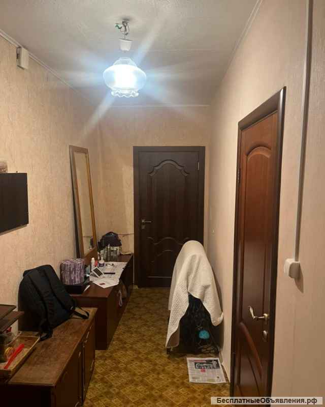 Комната в двушке с лоджией