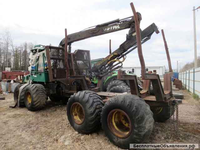 Форвардер Timberjack 1210 8W, гусеницы