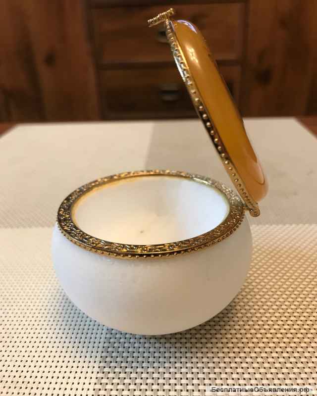 Шкатулка "Бабочка" из натурального камня Селенит