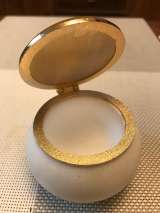 Шкатулка "Лопухина" из натурального камня Селенит