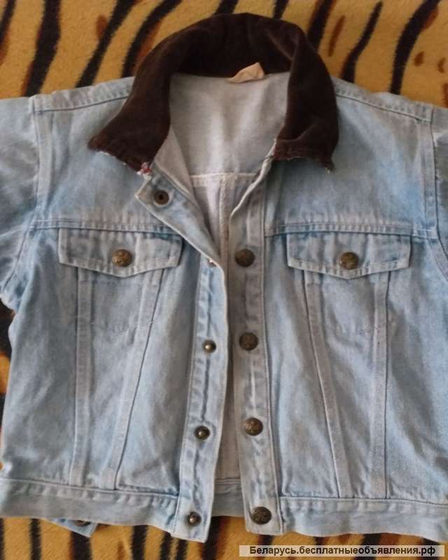 Куртка джинсовая на мальчика 2-3года, б.у