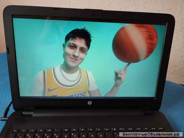 Офисный ноутбук HP 15-ac023ur