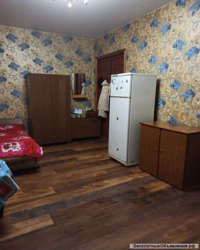 Сдам посуточно комнату