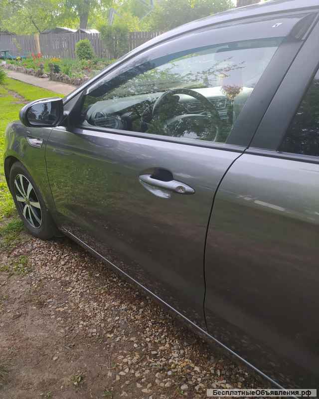 Киа Рио 1.6 МТ 2017г