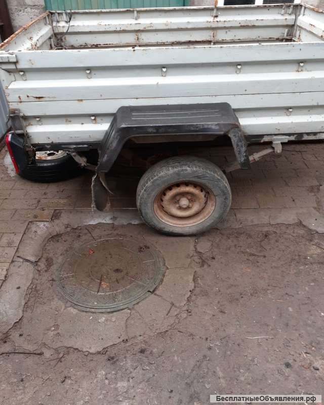 Прицеп к легковому автомобилю категории Е, марка КМЗ 8.136, 1994 г.в.