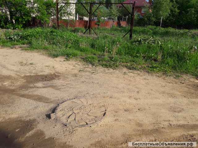 Земельный участок в Моск. обл. г. Ивантеевка мкр. "Южный" на ул. Ореховая, 8 соток.