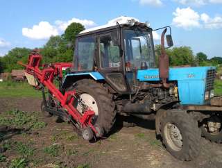 Комбайн для уборки чеснока КУ-1