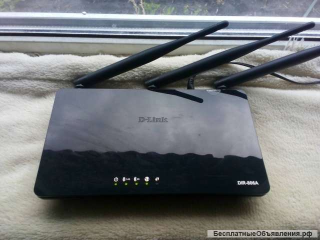 Двухдиапазонный WiFi роутер D-Link DIR-806A AC750