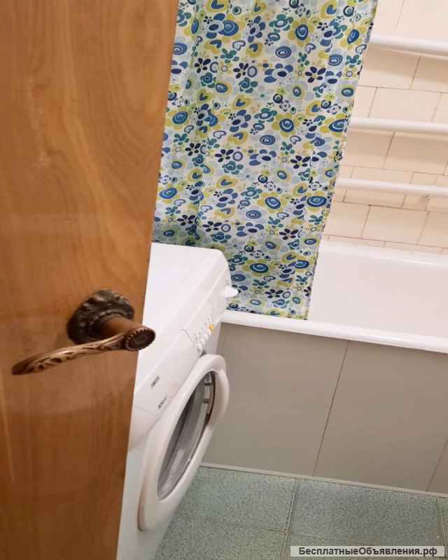 Сдам 3кв. Центр. С мебелью, быт. техникой. Хозяйка