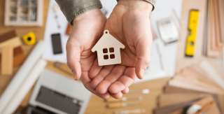 Подбор квартир/домов, ипотека и др операции с недвижимостью