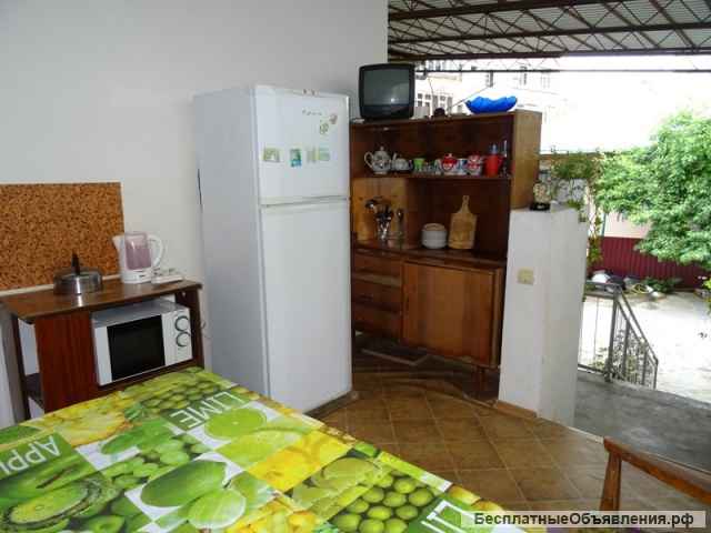 Отдых в Абхазии. Частный сектор "Адыгаа 87" в Гаграх.