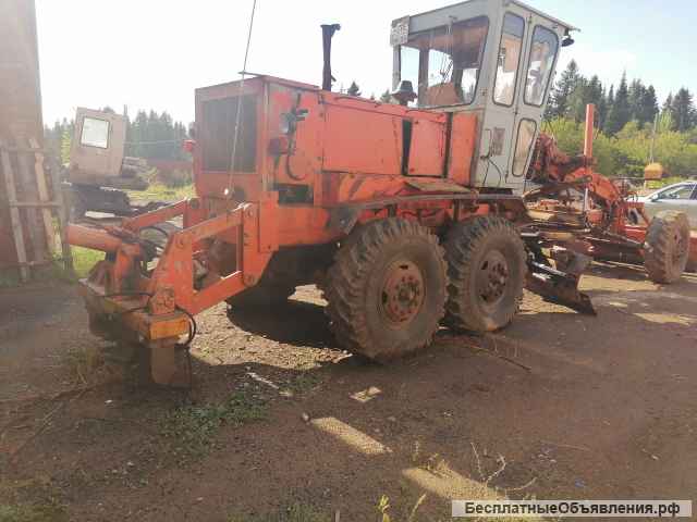 Автогрейдер ДЗ143