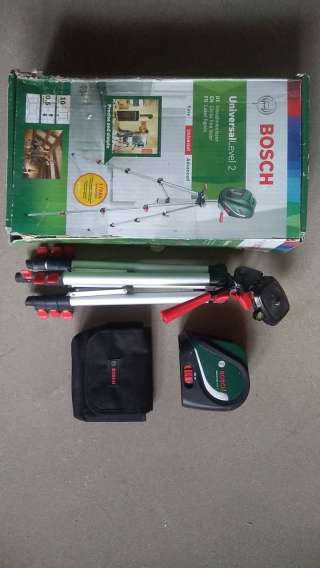 Лазерный уровень Bosch Universallevel 2